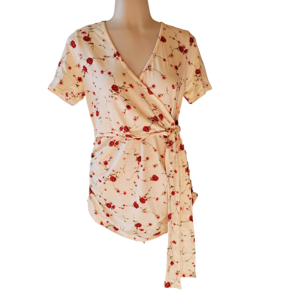 Hello Mia Wrap Top Women’s M White Red Floral Ruched Side Blouse Stretch V-Neck